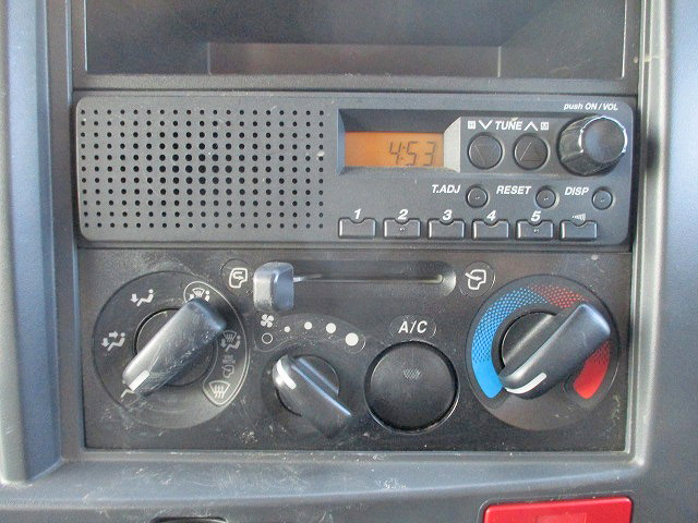 いすゞエルフ平ボディ小型（2t・3t）[写真27]