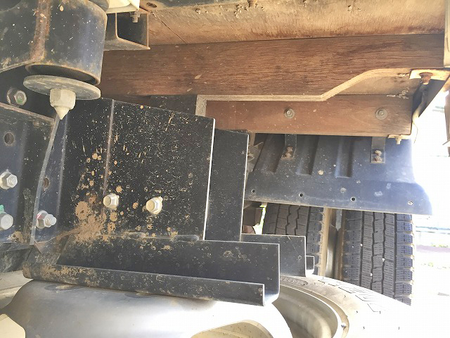 三菱ふそうキャンターガッツダブルキャブ（Wキャブ）小型（2t・3t）[写真12]