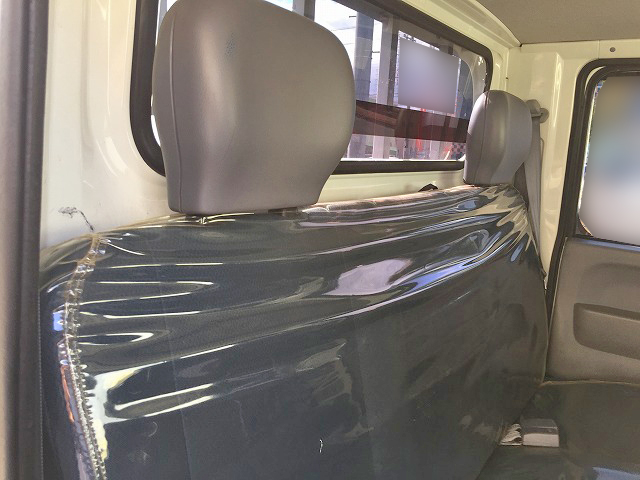 三菱ふそうキャンターガッツダブルキャブ（Wキャブ）小型（2t・3t）[写真17]