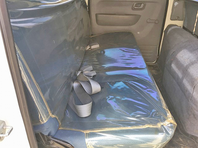 三菱ふそうキャンターガッツダブルキャブ（Wキャブ）小型（2t・3t）[写真18]