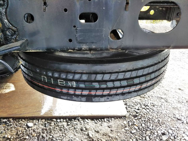 いすゞフォワードユニック4段中型（4t）[写真18]