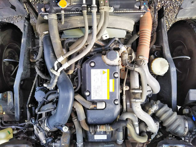 いすゞフォワードユニック4段中型（4t）[写真23]