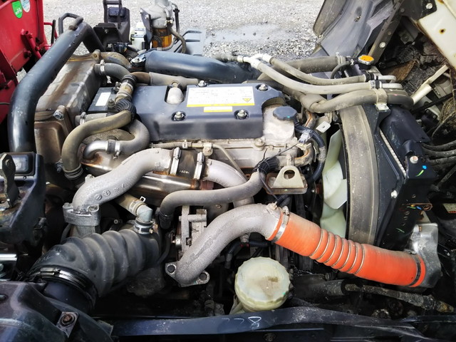 いすゞフォワードユニック4段中型（4t）[写真25]