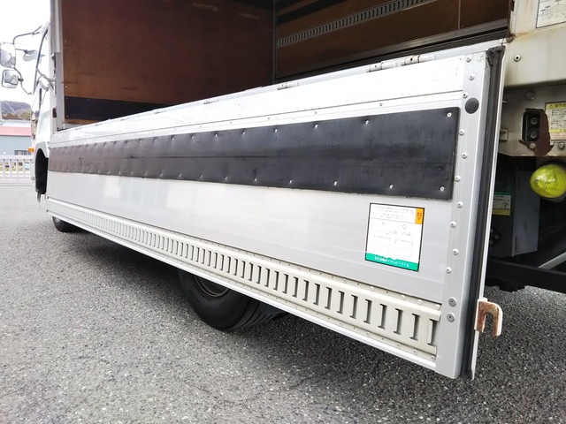 三菱ふそうファイターアルミウイング増トン（6t・8t）[写真18]