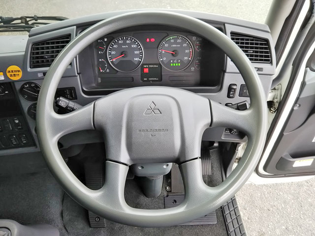 三菱ふそうファイターアルミウイング増トン（6t・8t）[写真36]