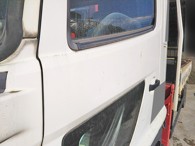 日野レンジャーユニック4段中型（4t）[写真15]