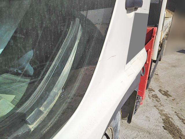 日野レンジャーユニック4段中型（4t）[写真16]