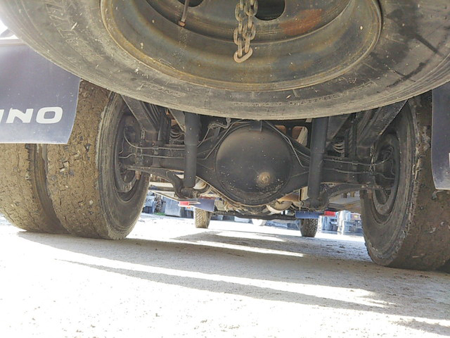 日野レンジャーユニック4段中型（4t）[写真23]