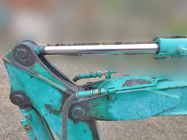 コマツミニユンボ（ミニバックホー）[写真05]