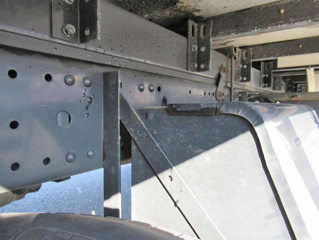 三菱ふそうキャンター冷凍車（冷蔵車）小型（2t・3t）[写真20]