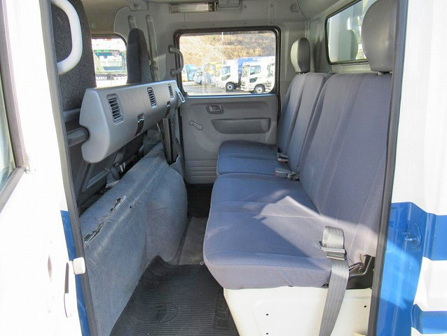 三菱ふそうキャンター冷凍車（冷蔵車）小型（2t・3t）[写真30]