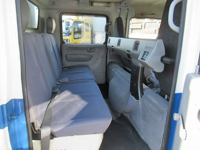 三菱ふそうキャンター冷凍車（冷蔵車）小型（2t・3t）[写真31]