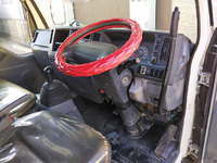 いすゞエルフダンプ小型（2t・3t）[写真32]