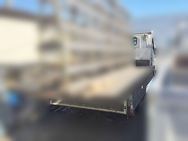 三菱ふそうキャンター平ボディ小型（2t・3t）[写真02]