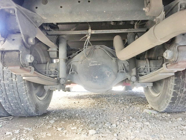 三菱ふそうキャンター平ボディ小型（2t・3t）[写真07]