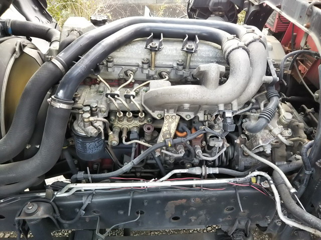 日野レンジャーセルフクレーン4段増トン（6t・8t）[写真21]