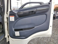 日野レンジャーセルフクレーン4段増トン（6t・8t）[写真25]