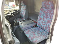 日野レンジャーセルフクレーン4段増トン（6t・8t）[写真26]