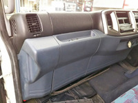 日野レンジャーセルフクレーン4段増トン（6t・8t）[写真30]