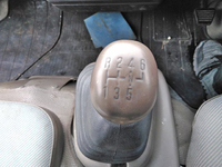 いすゞエルフユニック3段小型（2t・3t）[写真17]