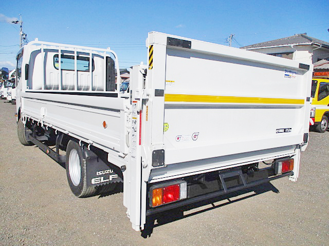 いすゞエルフ平ボディ小型（2t・3t）[写真02]
