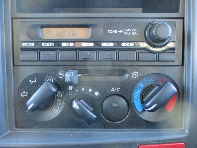 いすゞエルフ平ボディ小型（2t・3t）[写真27]