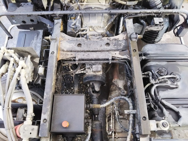 いすゞエルフローダーダンプ小型（2t・3t）[写真16]