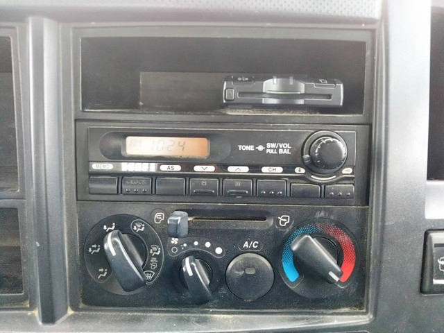 いすゞエルフローダーダンプ小型（2t・3t）[写真38]