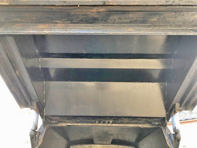 日野デュトロパッカー車（塵芥車）小型（2t・3t）[写真13]