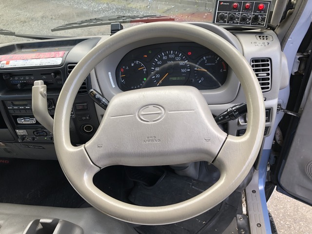 日野デュトロパッカー車（塵芥車）小型（2t・3t）[写真34]