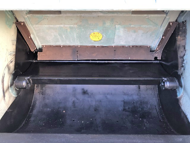 いすゞエルフパッカー車（塵芥車）小型（2t・3t）[写真14]