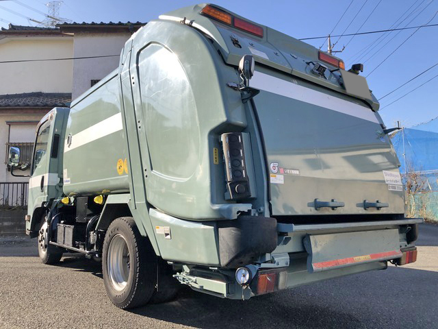 いすゞエルフパッカー車（塵芥車）小型（2t・3t）[写真02]