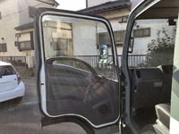 いすゞエルフパッカー車（塵芥車）小型（2t・3t）[写真30]