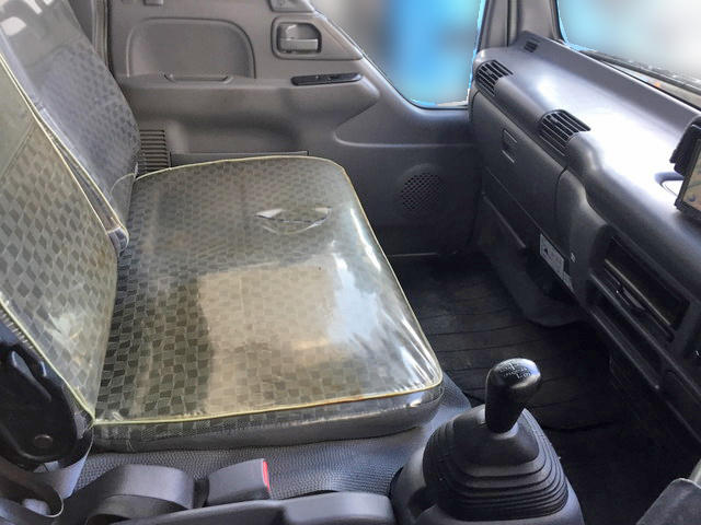 いすゞエルフ平ボディ小型（2t・3t）[写真15]