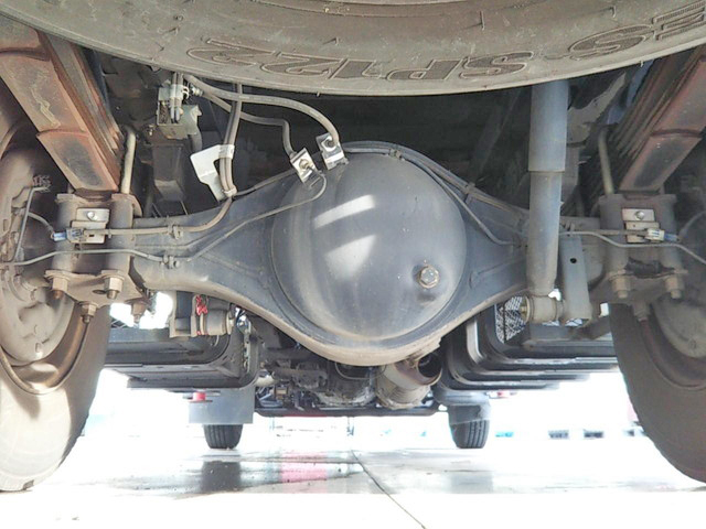 いすゞエルフユニック4段小型（2t・3t）[写真21]