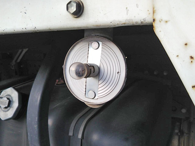 いすゞエルフユニック4段小型（2t・3t）[写真25]