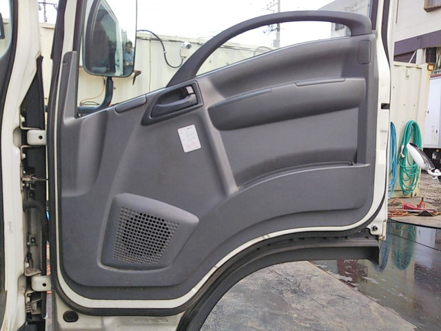 いすゞエルフユニック4段小型（2t・3t）[写真29]