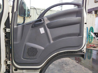 いすゞエルフユニック4段小型（2t・3t）[写真29]