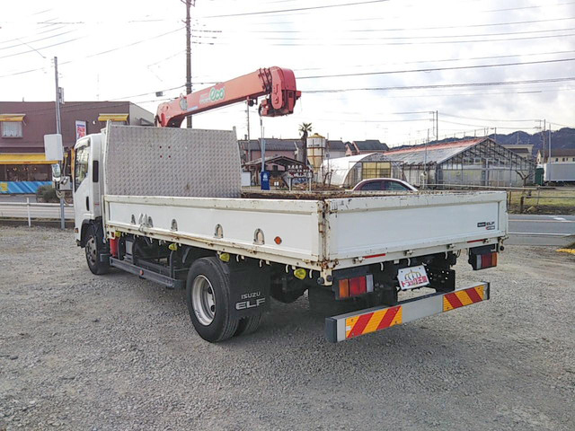 いすゞエルフユニック4段小型（2t・3t）[写真04]