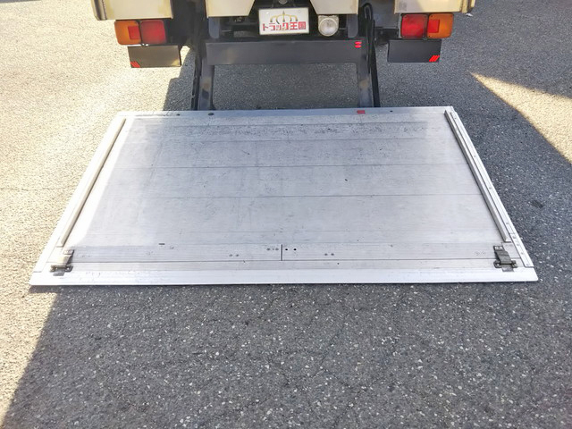 日野レンジャーパネルバン中型（4t）[写真11]