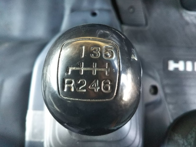 日野レンジャーパネルバン中型（4t）[写真29]