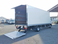 日野レンジャーパネルバン中型（4t）[写真02]