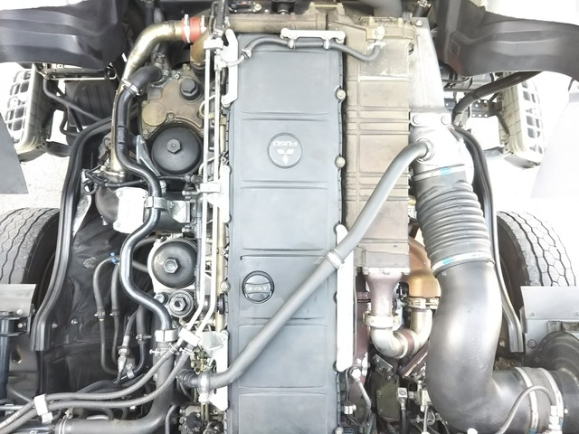 三菱ふそうスーパーグレートアルミウイング大型（10t）[写真25]