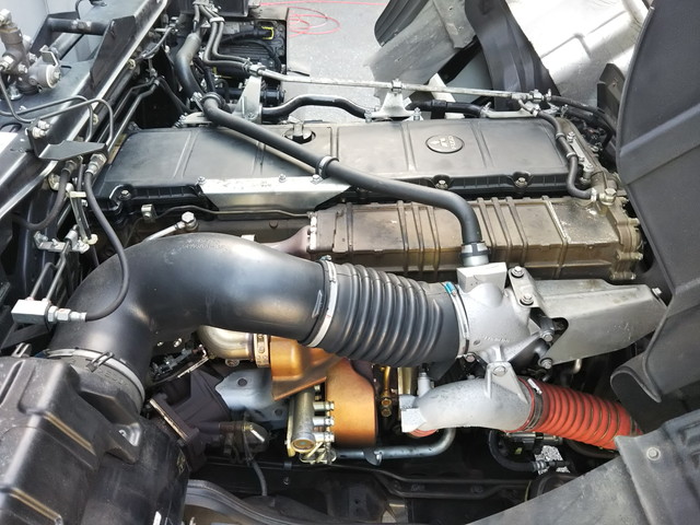 三菱ふそうスーパーグレートアルミウイング大型（10t）[写真27]