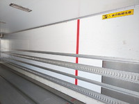 三菱ふそうスーパーグレート冷凍車（冷蔵車）大型（10t）[写真12]