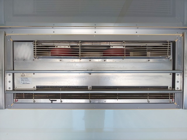 いすゞエルフ冷凍車（冷蔵車）小型（2t・3t）[写真15]