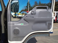 いすゞエルフ冷凍車（冷蔵車）小型（2t・3t）[写真27]