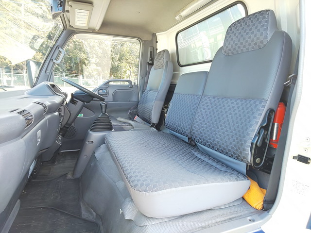 いすゞエルフ冷凍車（冷蔵車）小型（2t・3t）[写真29]