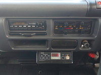 いすゞエルフ冷凍車（冷蔵車）小型（2t・3t）[写真37]