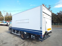 いすゞエルフ冷凍車（冷蔵車）小型（2t・3t）[写真04]